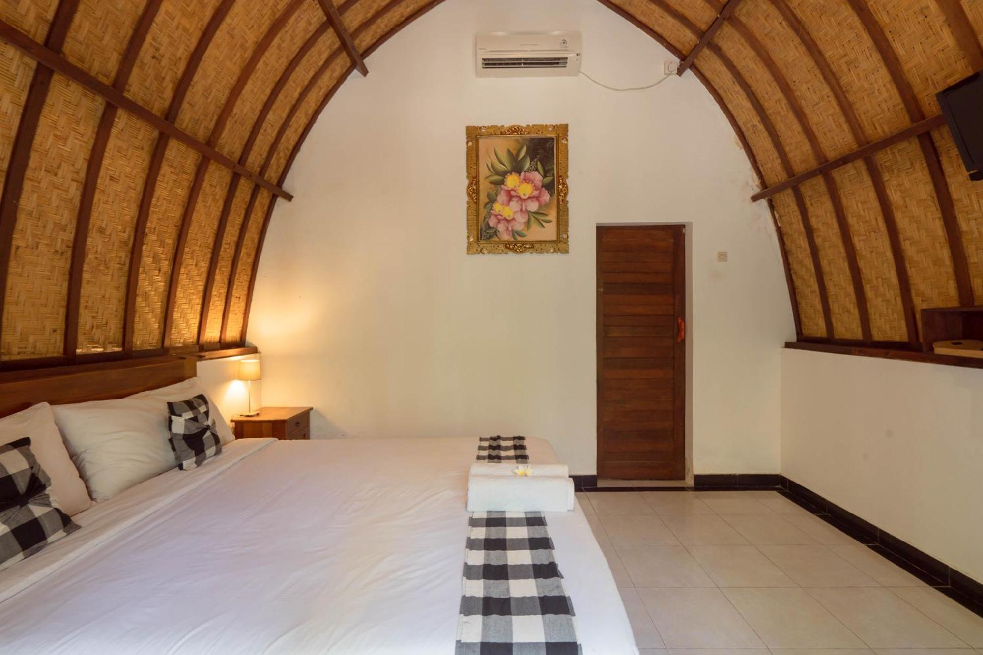 Ratu Cottage By Ourstory Travels Batununggul Exterior photo