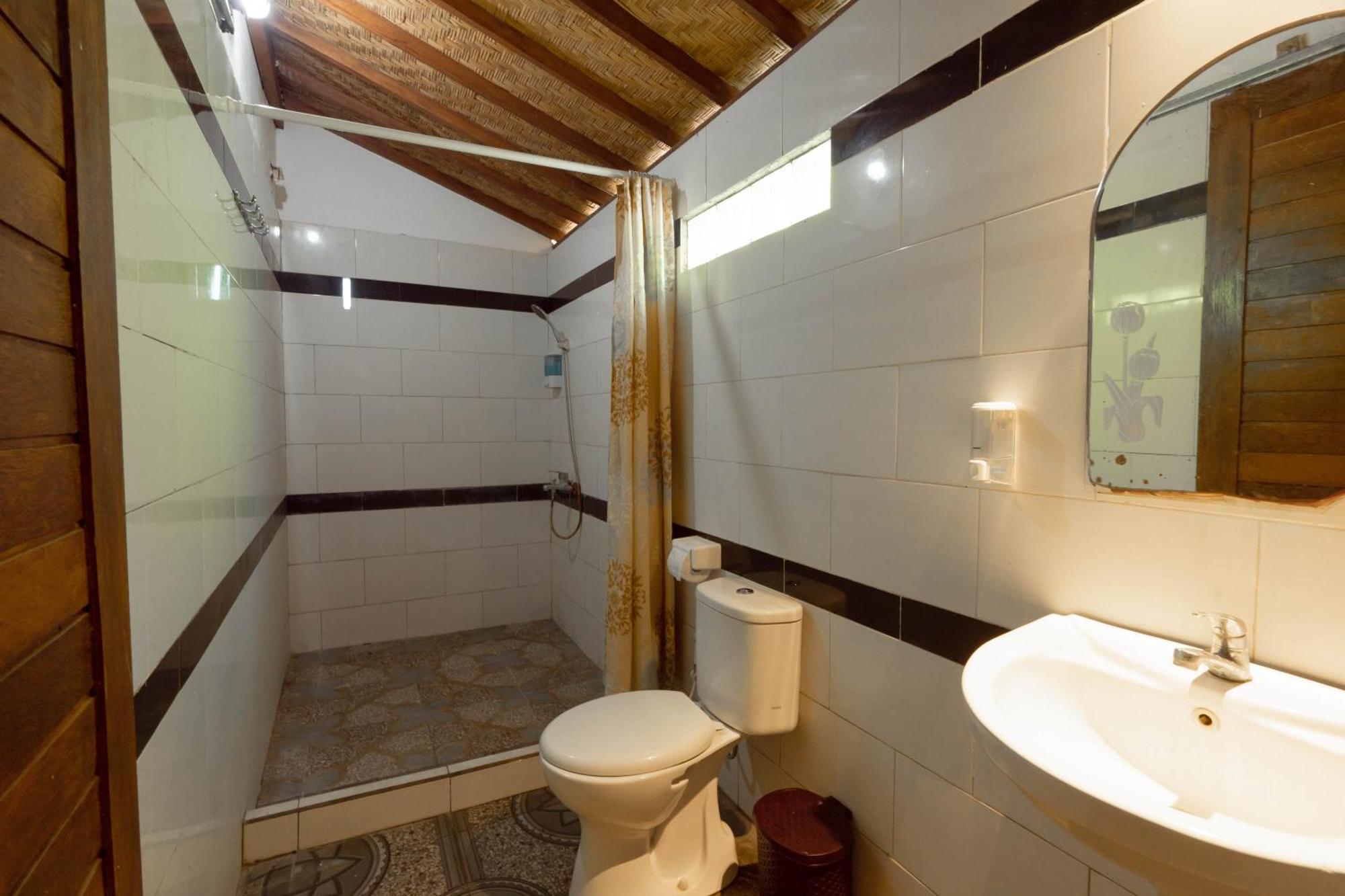 Ratu Cottage By Ourstory Travels Batununggul Exterior photo