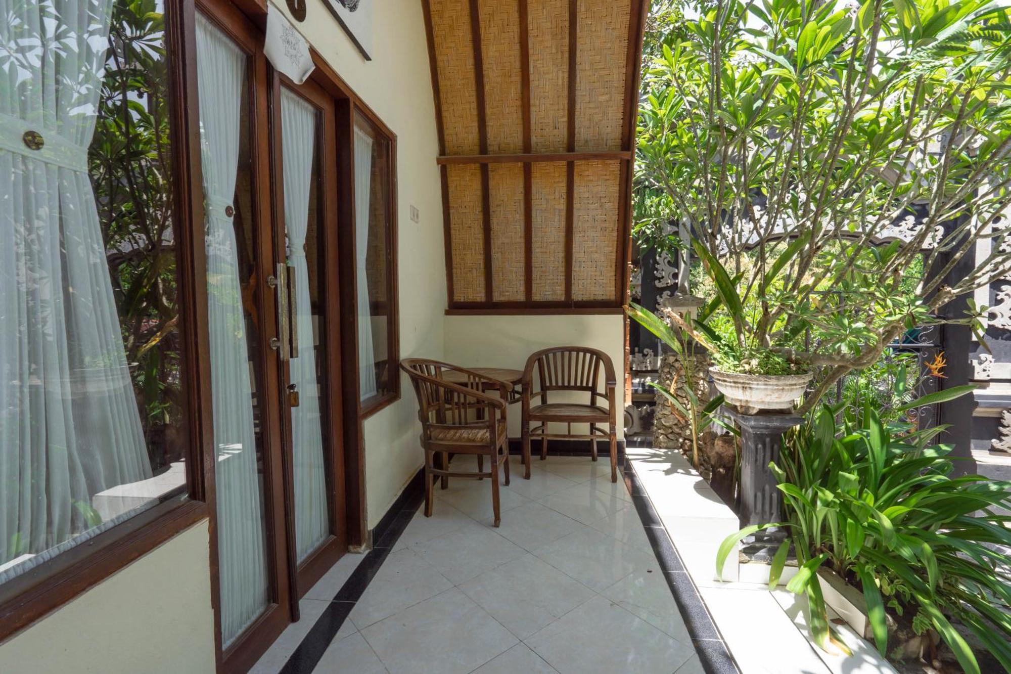 Ratu Cottage By Ourstory Travels Batununggul Exterior photo